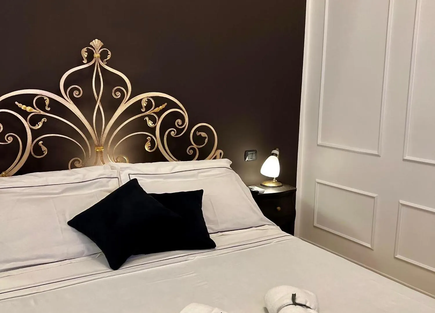 Fiorentine Relais Napoli Italia